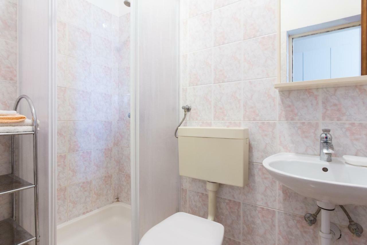 Apartment Pavacic Krk Town Buitenkant foto
